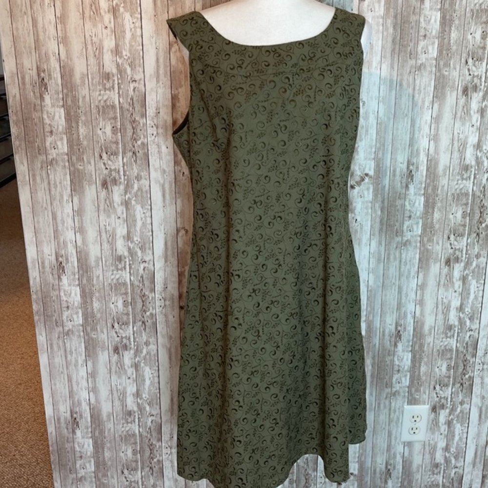 Tapemeasure Olive Green Embroidered Sleeveless Dress size 16